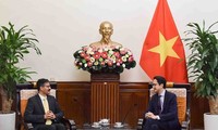 Visite du rapporteur spécial de l'ONU sur le droit au développement au Vietnam