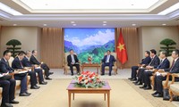 Pham Minh Chinh rencontre Zhang Qingwei