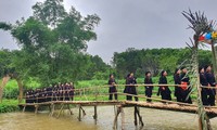 Le marché de l'amour de Xuân Duong: Entre tradition et tourisme