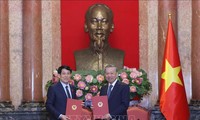 Passation du poste de président de la République entre Tô Lâm et Luong Cuong