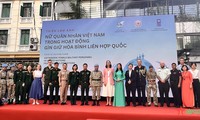 Vernissage d’un exposition consacrée aux femmes Casques bleus du Vietnam