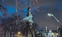 Paris: Spectaculaire incendie à la mairie du 12e arrondissement