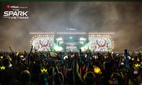 K-Star Spark Mega Concert: quand la K-pop embrase My Dinh sous la pluie    