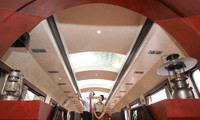 Hanoï s’apprête à lancer son train touristique à deux étages “Hanoï cinq portes”