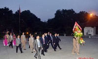 ประธานประเทศเจิ่นด่ายกวางไปอวยพรปีใหม่ประเพณีในจังหวัดเหงะอาน