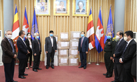 เวียดนามสนับสนุนอุปกรณ์การแพทย์ให้แก่ประชาชนกัมพูชาและบางประเทศ