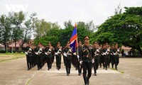 กองทัพประชาชนลาวพร้อมเข้าร่วมพิธีรำลึกครบรอบ 80 ปีวันชาติเวียดนาม