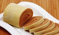 Bolo de Rolo of Brazil