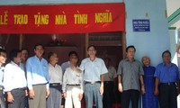  Triển khai mạnh mẽ các hoạt động chăm lo Tết cho người nghèo