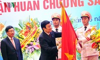 Chủ tịch nước trao tặng Huân chương Sao Vàng lần thứ 2 cho ngành ngoại giao