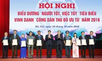 Vinh danh 9 “Công dân Thủ đô ưu tú” năm 2016