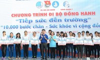 Hơn 18 tỷ đồng hỗ trợ Quỹ học bổng “Tiếp sức đến trường”