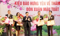  Tỉnh Hưng Yên lần đầu gặp gỡ kiều bào