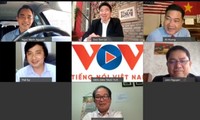 Quê hương - nơi người Việt ngóng về (Phần 2)