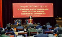 Cả nước cùng chăm lo Tết ấm no cho nhân dân