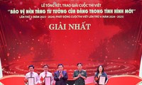 38 tác phẩm đoạt giải cuộc thi viết Bảo vệ nền tảng tư tưởng của Đảng lần thứ ba