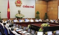 Chính phủ chung sức hoàn thành mục tiêu năm 2013