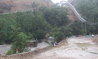 ฝนตกหนักและน้ำหลากในจังหวัดกว่างนินห์สร้างความเสียหายถึง ๒ล้านล้านด่ง