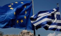 EC urges Greece to respond to creditors’ concessions