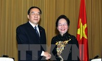 Vietnam and China sharing experiences on fighting corruption