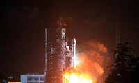 China launches first mobile telecom satellite 