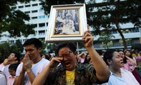 Thais to mourn King’s death as ceremonies begin 