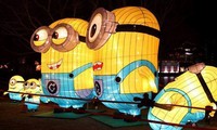 Giant Lantern Festival opens in Hanoi 