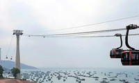 World’s longest sea cable car route launched in Kien Giang province