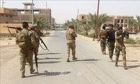 Iraqi forces launch major offensive to hunt down IS militants 