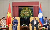 NA Chairwoman meets Lao leader