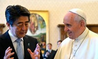 Prime Minister Abe asks Pope Francis to cooperate in North Korea issue  