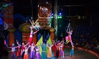 Circus show restaged to celebrate national holidays