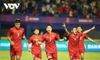 SEA Games 32: U22 Vietnam cruise into semi-finals