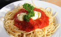 Tomato spaghetti: a classic dish that hits the spot