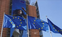 EU pledges more support for Ukraine