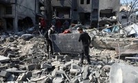 Israel steps up attacks on Gaza