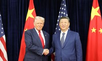 Xi, Trump hold face-to-face talks in Busan