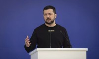 Президент Украины ввел новые санкции в отношении России и Беларуси 