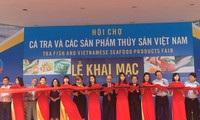 Khai mạc Hội chợ cá tra và các sản phẩm thủy sản năm 2017