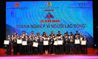 Lễ vinh danh 74 doanh nghiệp vì người lao động