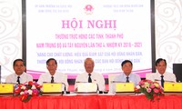 Hội nghị Thường trực HĐND 12 tỉnh, thành phố Nam Trung bộ và Tây Nguyên