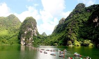 Triển lãm “Qua những miền di sản”