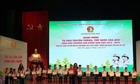 Hành trình “Tự hào truyền thống, tiếp bước cha anh”