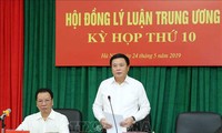 Kỳ họp thứ 10 Hội đồng Lý luận Trung ương