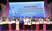 Lễ kỷ niệm 20 năm phong trào thanh niên tình nguyện   