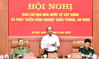 Đẩy mạnh phát triển công nghiệp quốc phòng, an ninh