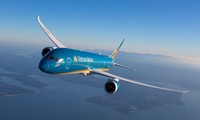 Khách hàng hưởng lãi suất 0% khi mua trả góp vé máy bay Vietnam Airlines