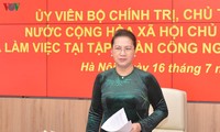 Chủ tịch Quốc hội làm việc với Tập đoàn Công nghiệp - Viễn thông Quân đội