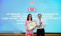 Tác phẩm “Thầy ơi”  đạt giải nhất Cuộc thi “Những kỷ niệm sâu sắc về thầy cô và mái trường mến yêu”