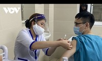 Việt Nam đã đặt hàng 170 triệu liều vaccine ngừa Covid-19 để tiêm cho người dân